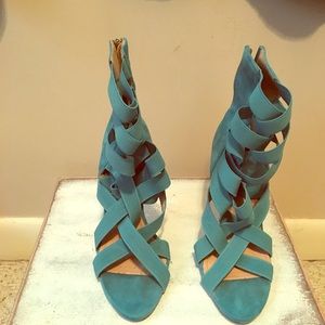 Turquoise Stetchy Strap 4inch Heels.